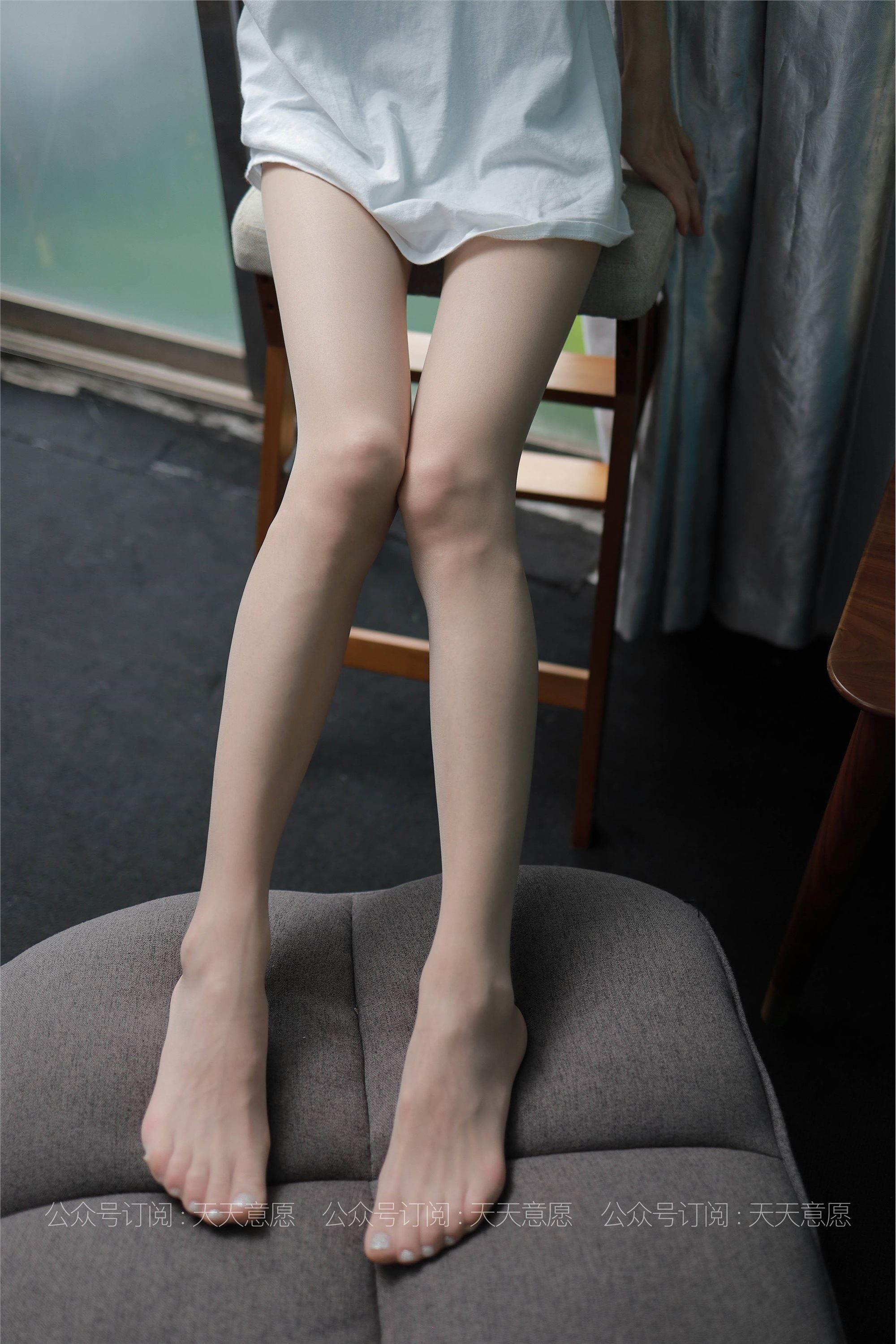 IESS异思趣向  2021.08.03 丝享家878：小六《邻家少女爱看书》